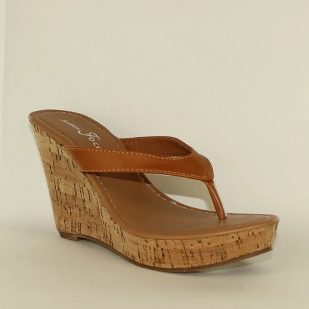 Feminine Tan Cork Wedge Thong Sandals - Focus
